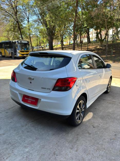CHEVROLET Onix Hatch 1.4 4P FLEX LTZ, Foto 7