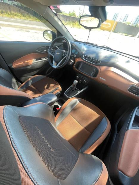 CHEVROLET Onix Hatch 1.4 4P FLEX ACTIV AUTOM�TICO, Foto 2