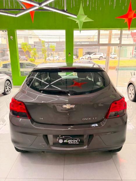 CHEVROLET Onix Hatch 1.4 4P FLEX LT, Foto 3