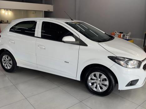 CHEVROLET Onix Hatch 1.0 4P FLEX LT, Foto 6