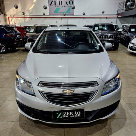 CHEVROLET Onix Hatch 1.4 4P FLEX LT, Foto 2