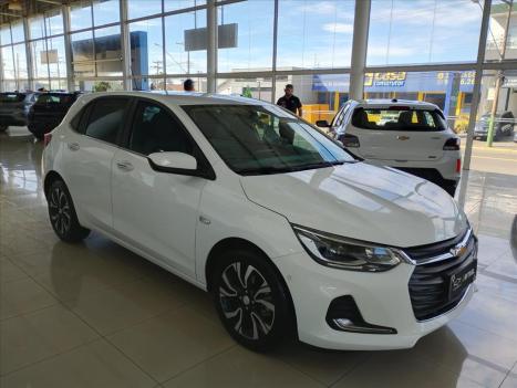 CHEVROLET Onix Hatch 1.0 12V 4P FLEX PREMIER TURBO AUTOMÁTICO, Foto 2