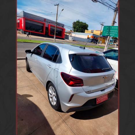 CHEVROLET Onix Hatch 1.0 12V 4P FLEX LT TURBO, Foto 4