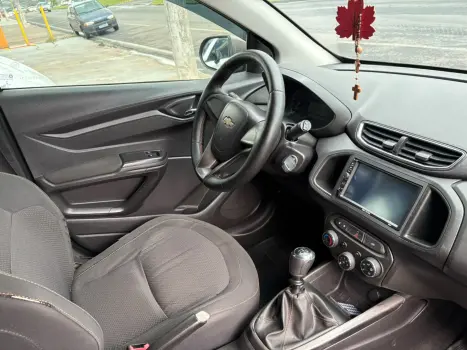 CHEVROLET Onix Hatch 1.4 4P FLEX LT, Foto 12