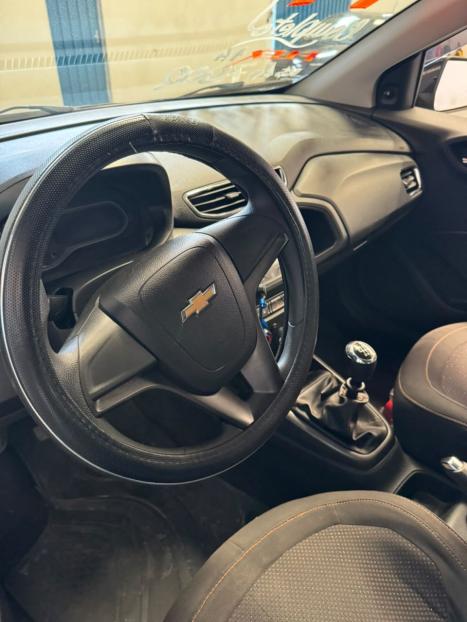 CHEVROLET Onix Hatch 1.4 4P FLEX LT, Foto 2