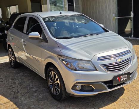 CHEVROLET Onix Hatch 1.4 4P FLEX LTZ, Foto 2