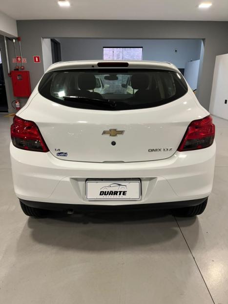 CHEVROLET Onix Hatch 1.4 4P FLEX LTZ, Foto 5