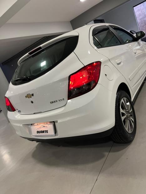 CHEVROLET Onix Hatch 1.4 4P FLEX LTZ, Foto 8
