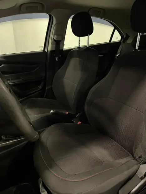 CHEVROLET Onix Hatch 1.4 4P FLEX LTZ, Foto 17