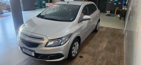 CHEVROLET Onix Hatch 1.4 4P FLEX LT, Foto 4