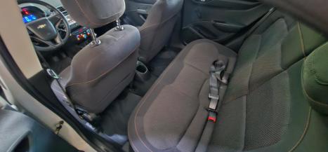 CHEVROLET Onix Hatch 1.4 4P FLEX LT, Foto 8