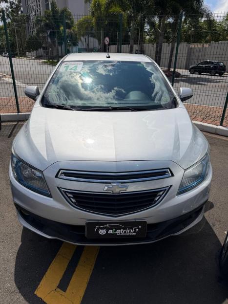 CHEVROLET Onix Hatch 1.4 4P FLEX LT, Foto 3