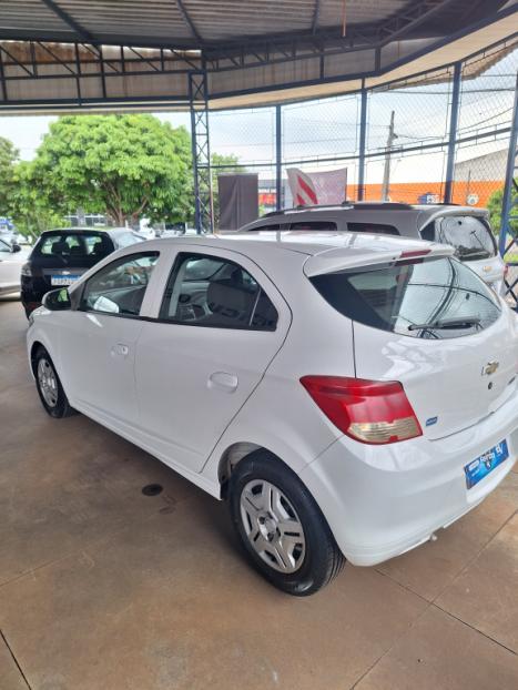 CHEVROLET Onix Hatch 1.0 4P FLEX JOY, Foto 6