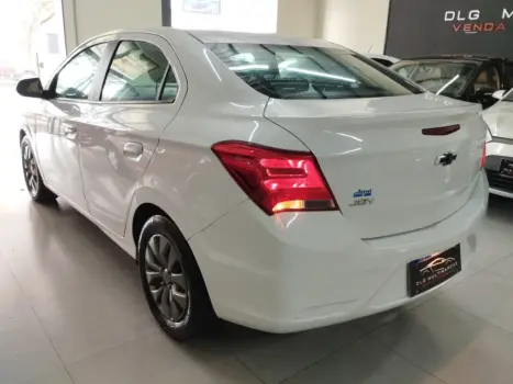 CHEVROLET Onix Sedan 1.0 4P FLEX JOY BLACK PLUS, Foto 4