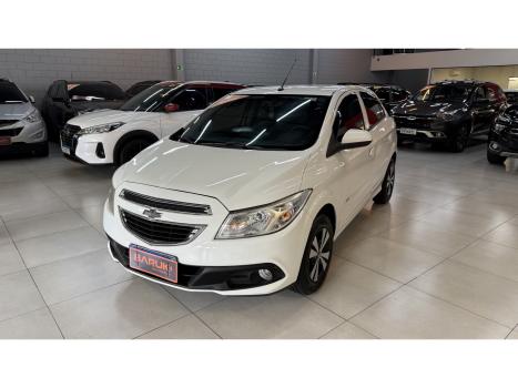 CHEVROLET Onix Sedan 1.0 4P FLEX LT, Foto 2