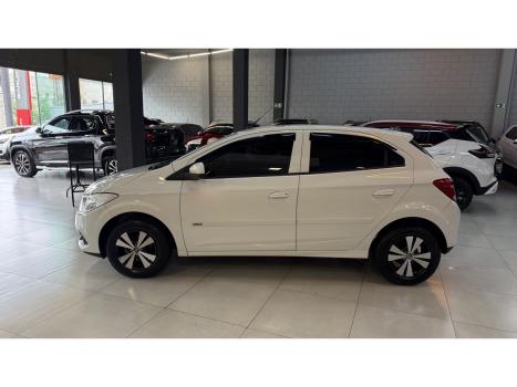 CHEVROLET Onix Sedan 1.0 4P FLEX LT, Foto 3