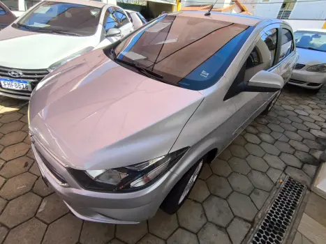 CHEVROLET Prisma 1.4 4P LT FLEX, Foto 2 CHEVROLET Prisma 1.4 4P LT FLEX, Foto 2