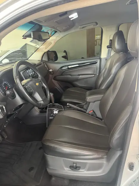 CHEVROLET S10 2.8 12V HIGH COUNTRY CABINE DUPLA 4X4 TURBO DIESEL AUTOMTICO, Foto 9