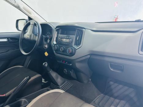 CHEVROLET S10 2.8 16V LS CABINE DUPLA 4X4 TURBO DIESEL, Foto 2