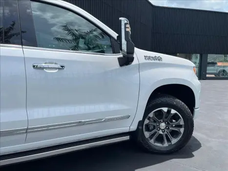 CHEVROLET Silverado 5.3 V8 1500 HIGH COUNTRY CABINE DUPLA 4X4 AUTOM�TICO, Foto 7
