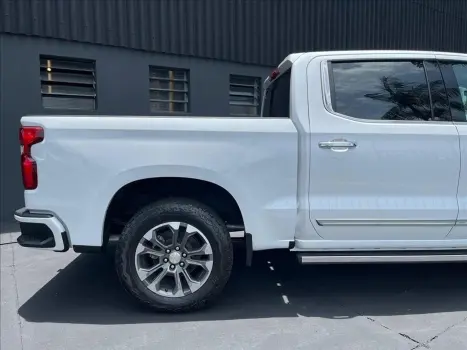 CHEVROLET Silverado 5.3 V8 1500 HIGH COUNTRY CABINE DUPLA 4X4 AUTOM�TICO, Foto 8