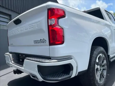 CHEVROLET Silverado 5.3 V8 1500 HIGH COUNTRY CABINE DUPLA 4X4 AUTOM�TICO, Foto 10