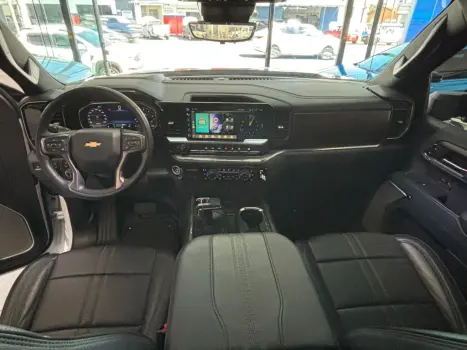 CHEVROLET Silverado 5.3 V8 1500 HIGH COUNTRY CABINE DUPLA 4X4 AUTOM�TICO, Foto 8