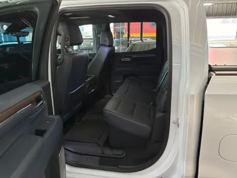 CHEVROLET Silverado 5.3 V8 1500 HIGH COUNTRY CABINE DUPLA 4X4 AUTOM�TICO, Foto 18