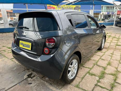 CHEVROLET Sonic Hatch 1.6 16V 4P LT FLEX, Foto 4 CHEVROLET Sonic Hatch 1.6 16V 4P LT FLEX, Foto 4