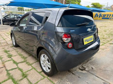 CHEVROLET Sonic Hatch 1.6 16V 4P LT FLEX, Foto 5 CHEVROLET Sonic Hatch 1.6 16V 4P LT FLEX, Foto 5