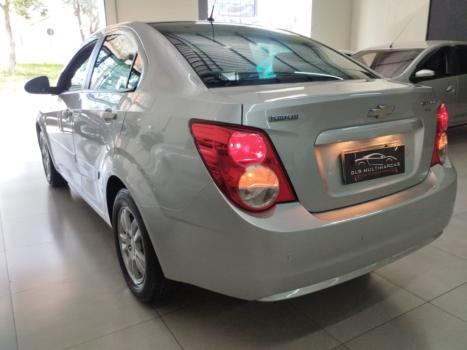 CHEVROLET Sonic Sedan 1.6 16V 4P LT FLEX AUTOM�TICO, Foto 4