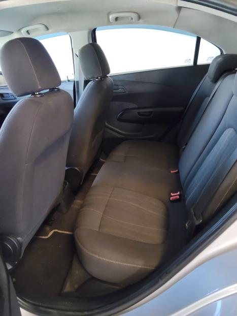 CHEVROLET Sonic Sedan 1.6 16V 4P LT FLEX AUTOM�TICO, Foto 7