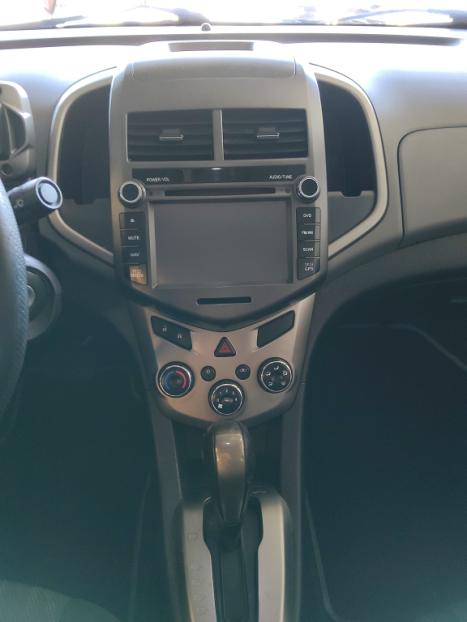 CHEVROLET Sonic Sedan 1.6 16V 4P LT FLEX AUTOM�TICO, Foto 10