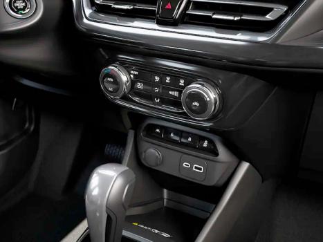 CHEVROLET Spin 1.8 4P FLEX LTZ AUTOMÁTICO, Foto 8 CHEVROLET Spin 1.8 4P FLEX LTZ AUTOMÁTICO, Foto 8