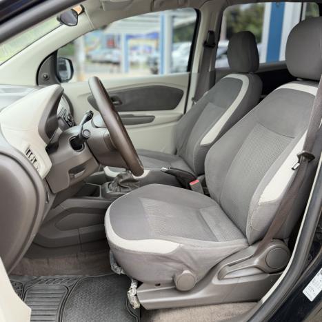 CHEVROLET Spin 1.8 4P FLEX LT, Foto 3