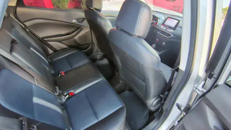 CHEVROLET Tracker 1.2 12V 4P FLEX TURBO PREMIER AUTOMÁTICO, Foto 12 CHEVROLET Tracker 1.2 12V 4P FLEX TURBO PREMIER AUTOMÁTICO, Foto 12