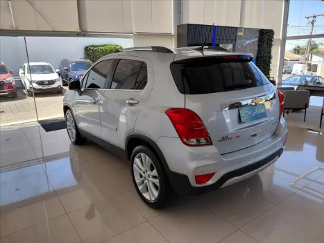 CHEVROLET Tracker 1.4 16V 4P FLEX PREMIER TURBO AUTOMÁTICO, Foto 7 CHEVROLET Tracker 1.4 16V 4P FLEX PREMIER TURBO AUTOMÁTICO, Foto 7