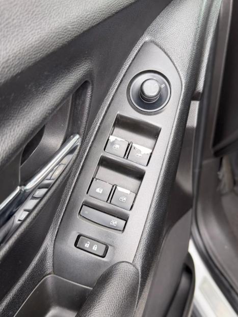 CHEVROLET Tracker 1.8 16V 4P FLEX LTZ AUTOM�TICO, Foto 8