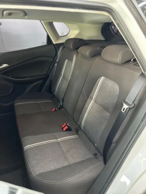 CHEVROLET Tracker 1.0 12V 4P FLEX TURBO LT AUTOM�TICO, Foto 7