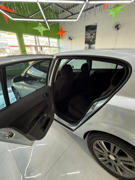 CHEVROLET Vectra Hatch 2.0 4P FLEX GT, Foto 6