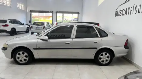 CHEVROLET Vectra Sedan 2.0 4P GLS, Foto 4