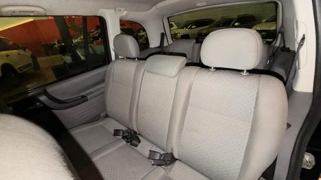 CHEVROLET Zafira 2.0 4P FLEX EXPRESSION 7 LUGARES AUTOM�TICO, Foto 18