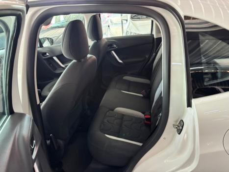 CITROEN C3 1.6 16V 4P FLEX VTI 120 TENDANCE AUTOM�TICO, Foto 16
