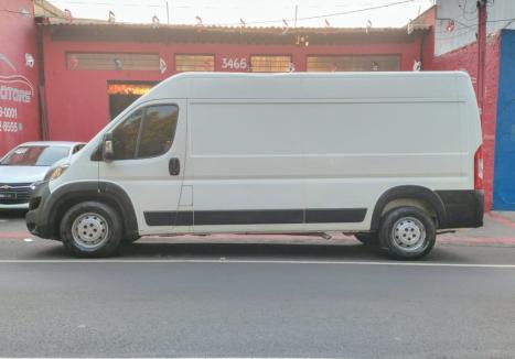 CITROEN Jumper 2.0 3P BLUEHDI LEH2 DIESEL FURGÃO 13M, Foto 2 CITROEN Jumper 2.0 3P BLUEHDI LEH2 DIESEL FURGÃO 13M, Foto 2