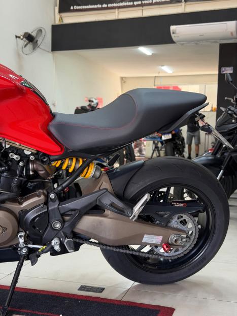 DUCATI Monster 821 ABS, Foto 10