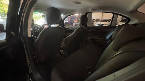 FIAT Cronos 1.3 4P FLEX, Foto 8