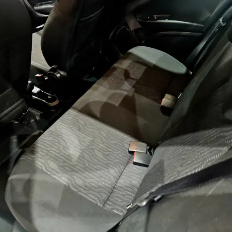 FIAT Cronos 1.3 4P FLEX DRIVE AUTOM�TICO CVT, Foto 8