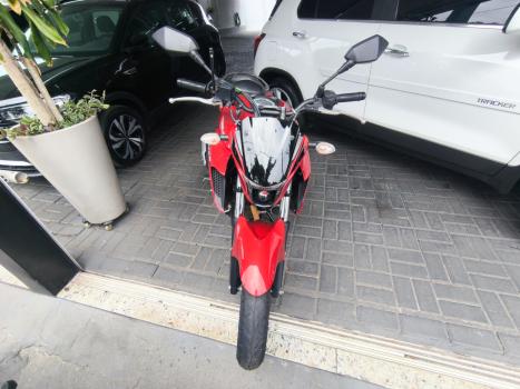 FIAT Cronos 1.3 4P FLEX, Foto 1