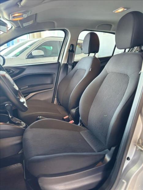 FIAT Cronos 1.3 4P FLEX DRIVE AUTOM�TICO CVT, Foto 9