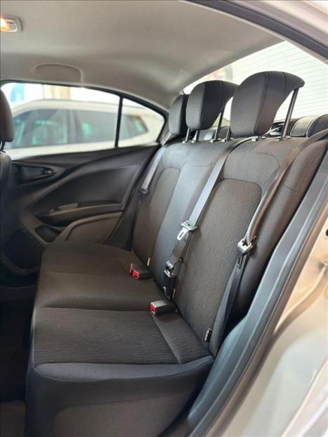 FIAT Cronos 1.3 4P FLEX DRIVE AUTOM�TICO CVT, Foto 10